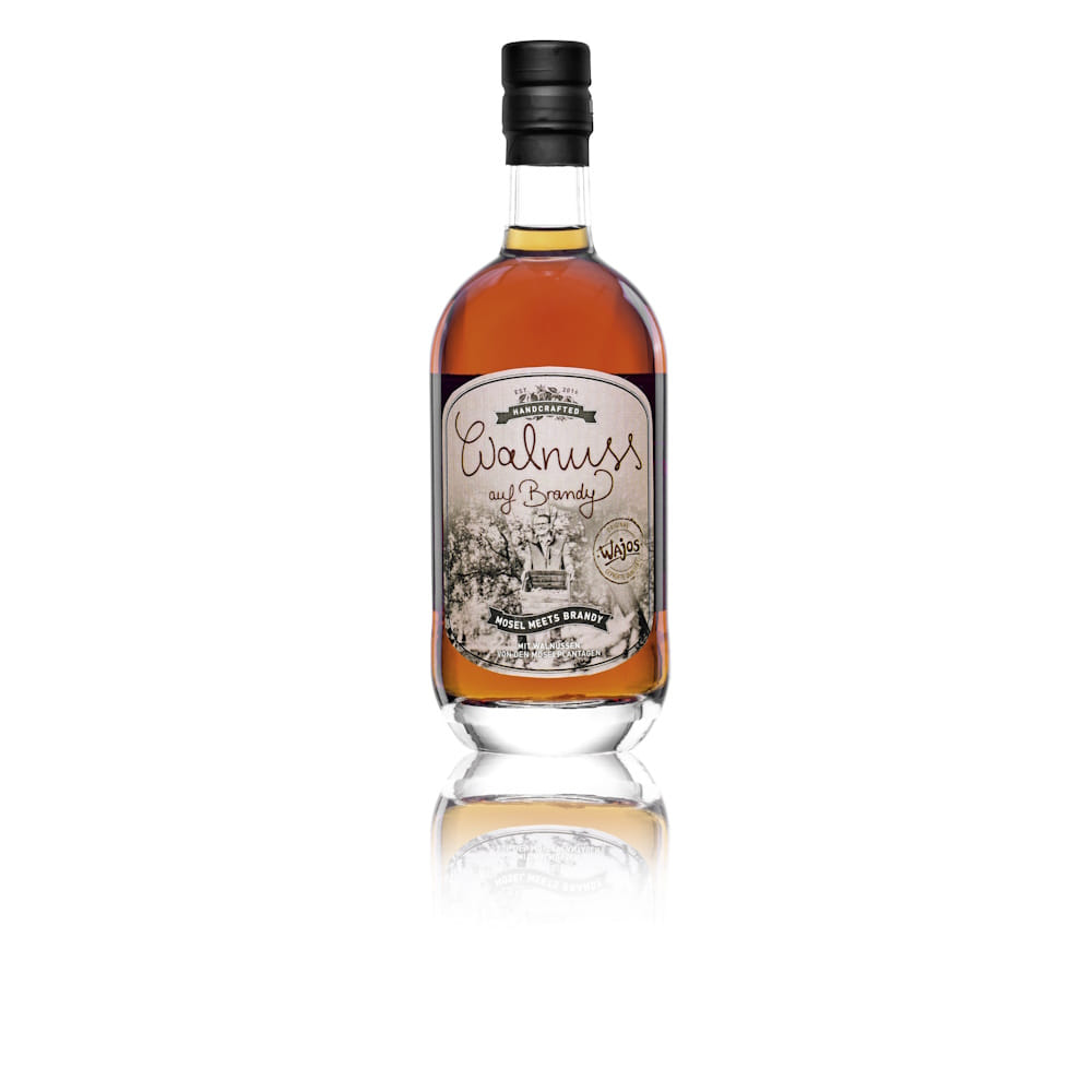 Walnuss auf Brandy Wajos 
